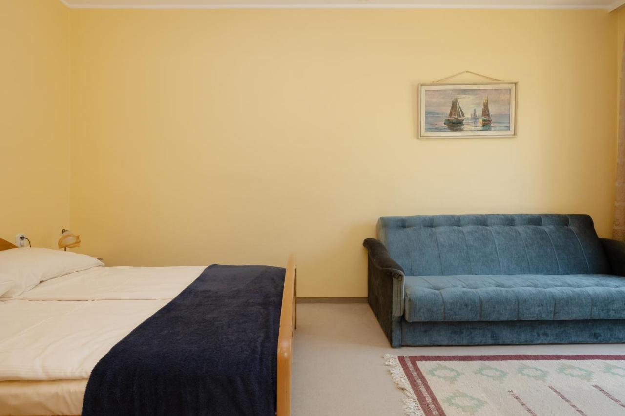 Apartamento Pod Lwem Pobierowo Exterior foto